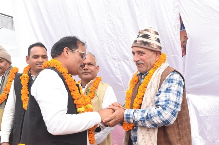 माल्यार्पण समारोह